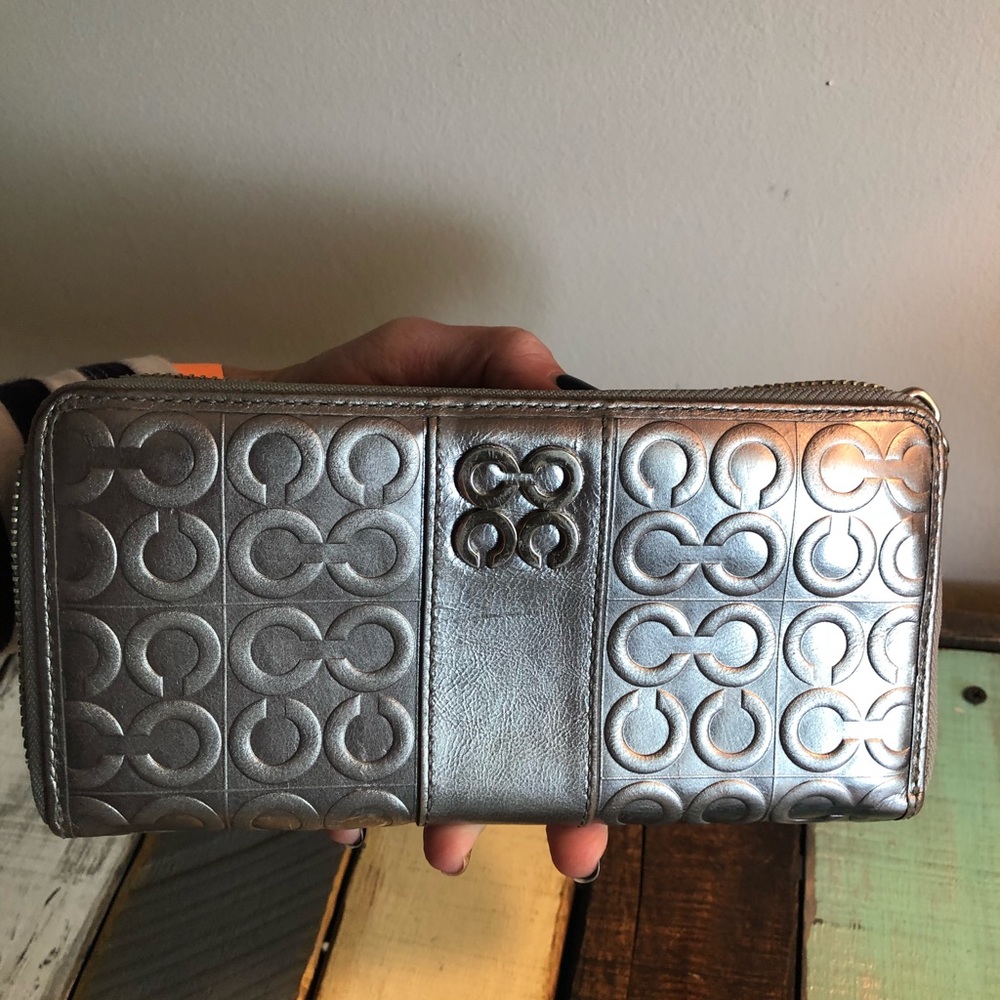 Leather, Silver signature coach wallet